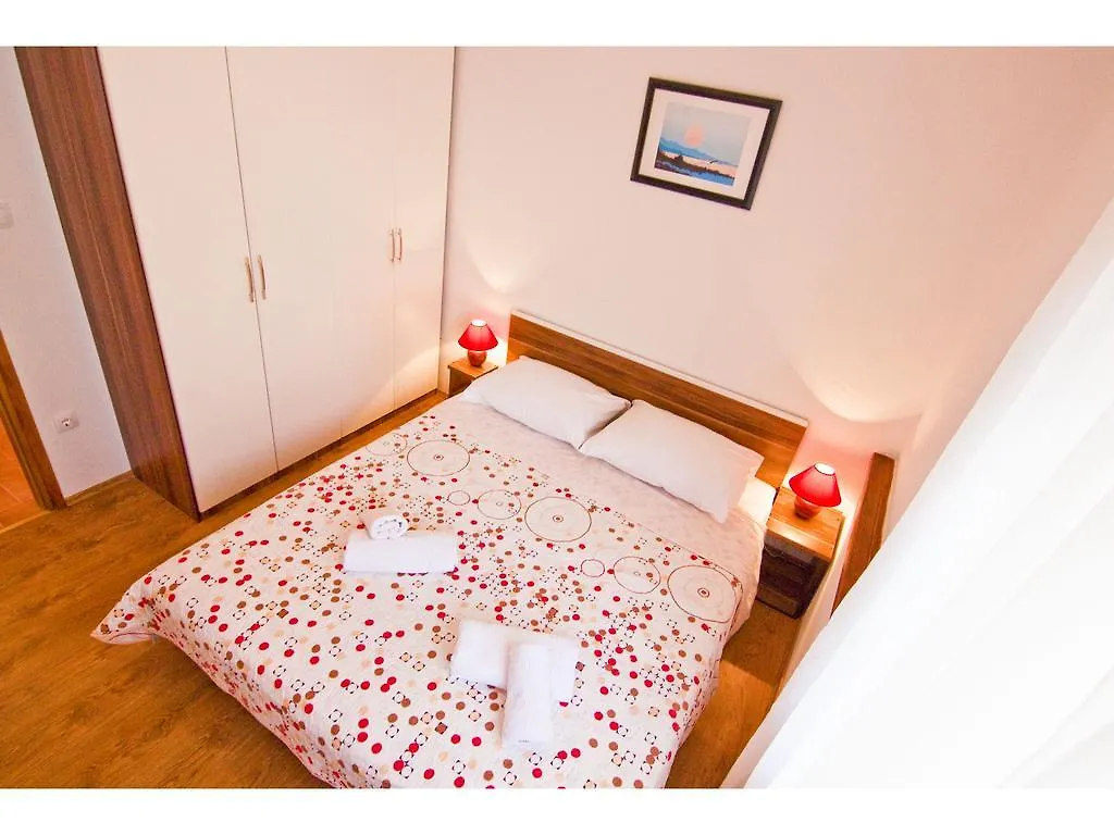 Apartments Cambi Kastela 0*,  Croatia