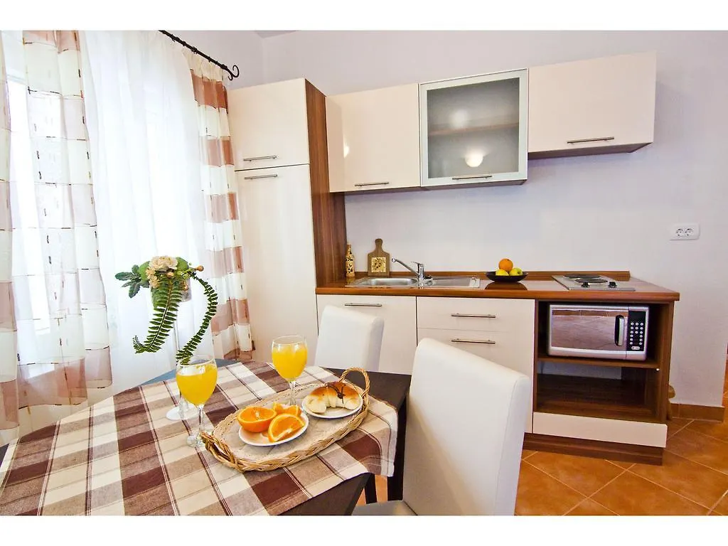 Apartments Cambi Kastela